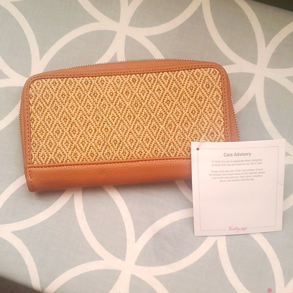 Thirty One Wallet